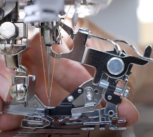 #86 BERNINA Ruffler Sewing Machine Foot with #75 Adapter