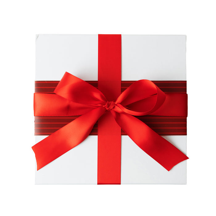 belle-and-blush-gift-box-red-stripes