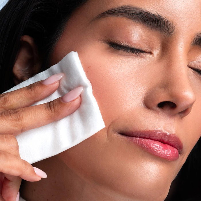 clean-skin-club-cloud-pads-frictionless-face-pads-lifestyle