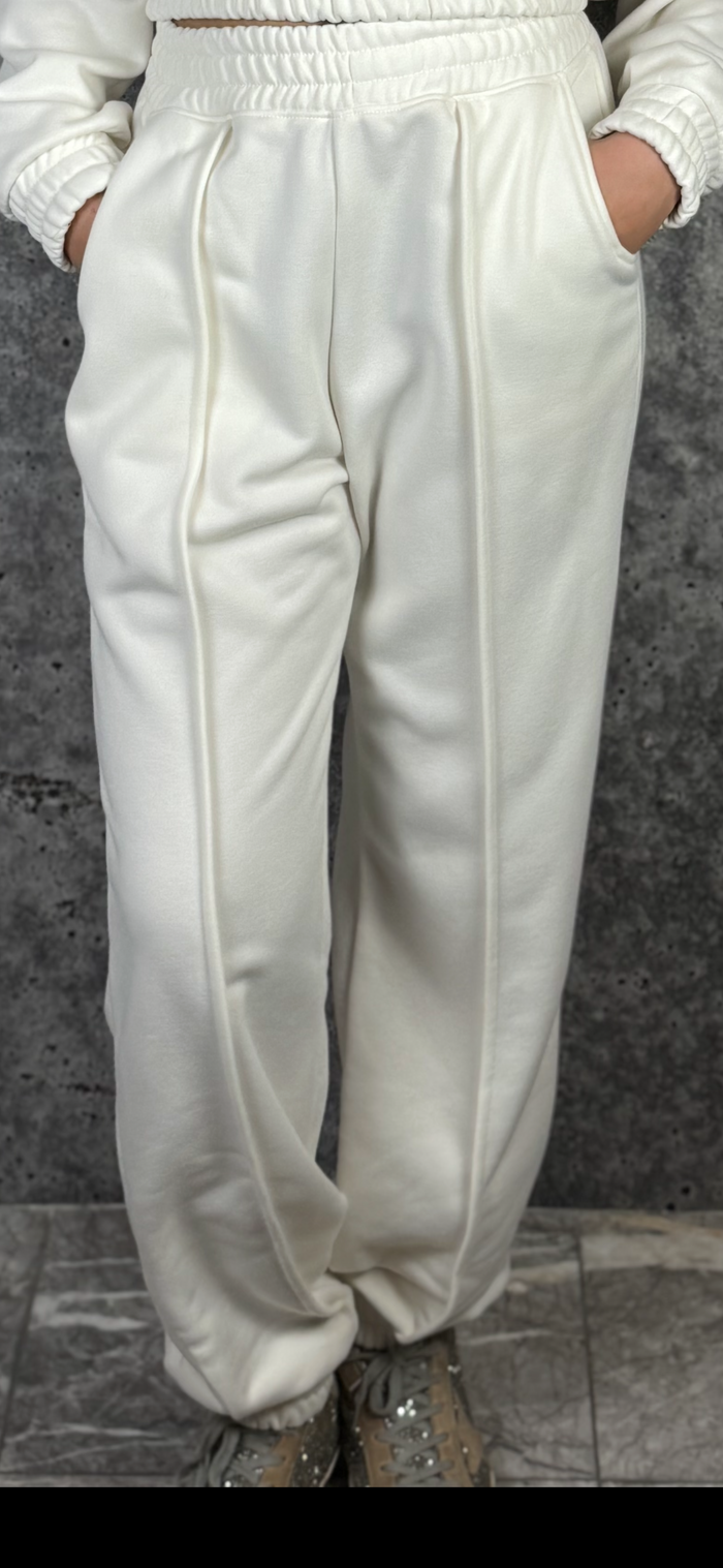 If So-Tween Exposed Seams Jogger