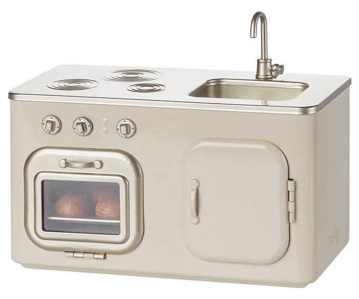 Kitchen, Miniature